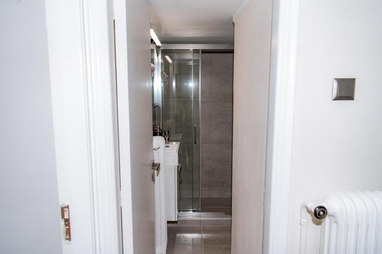 Apartment Pnika 3 เอเธนส์ ภายนอก รูปภาพ